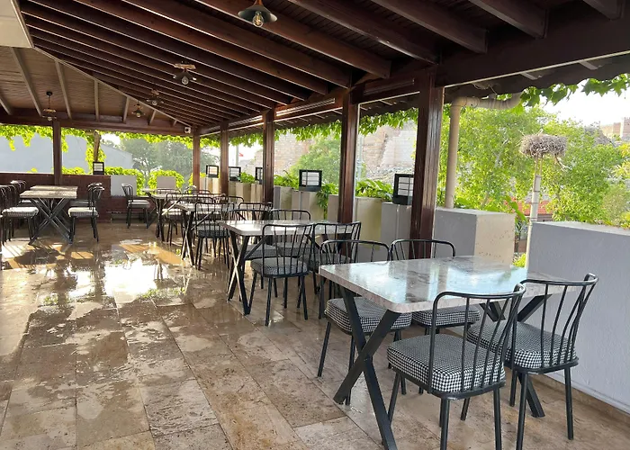 Hotel Bella 2*