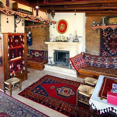 Bella Hotel